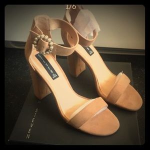 Brand new beige heels.